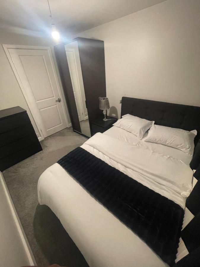 Beautiful En-Suite Bedroom Ипсуич Екстериор снимка